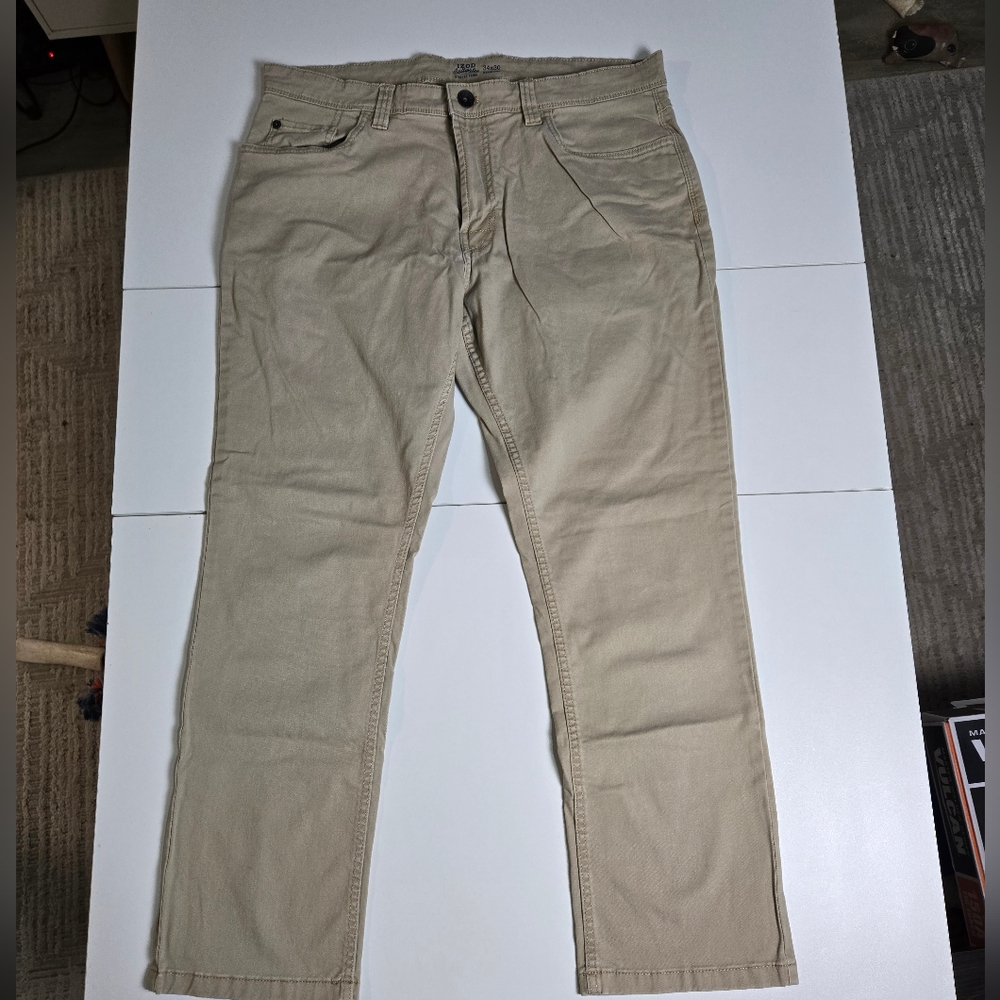 Izod Men's Khaki Chinos
